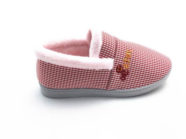 Giày cotton nữ Giày đế bằng có đế mềm chống trượt cộng với nhung văn phòng cộng với cotton trẻ trung ấm áp giúp sinh viên giày vải Bắc Kinh cũ giày crocs nữ