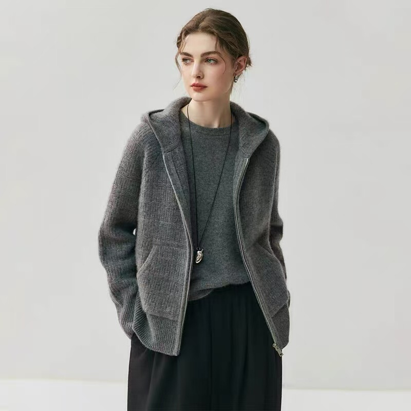 High-End 760g Thick Style~Loose-Fitting and Slimming Cashmere Knit Jacket for Women, Lp Same Style Hooded Zip-Up Cardigan with Pockets High-End 760g Thick Style~Loose-Fitting and Slimming Cashmere Knit Jacket for Women, Lp Same Style Hooded Zip-Up Cardigan with Pockets