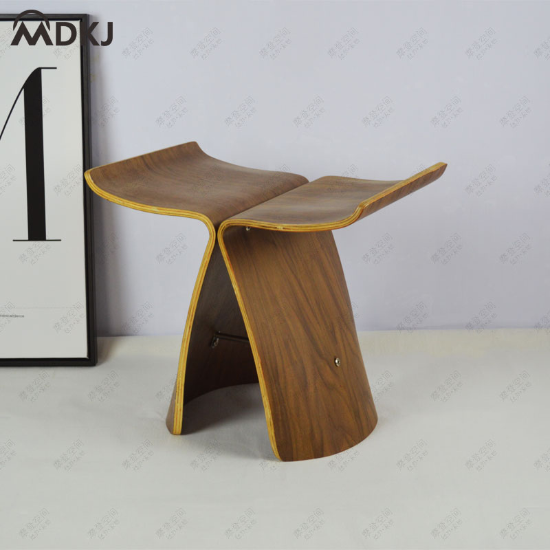 Bench Magazine Shelf Creative short stool-like benches Nordic Stool Butterfly Stool for shoes Bench Solid Wood Dwarf Bench Wicker Hairdresse Design