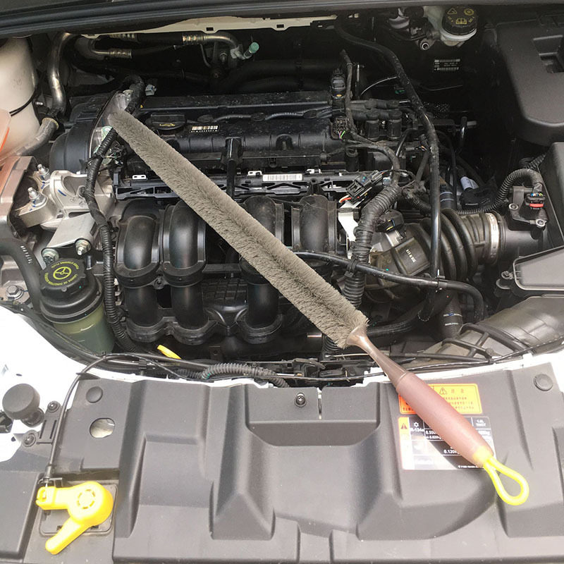 Car engine cleaning brush lengthened can be bent engine oil dirt machine head brush beauty shop long handle brush