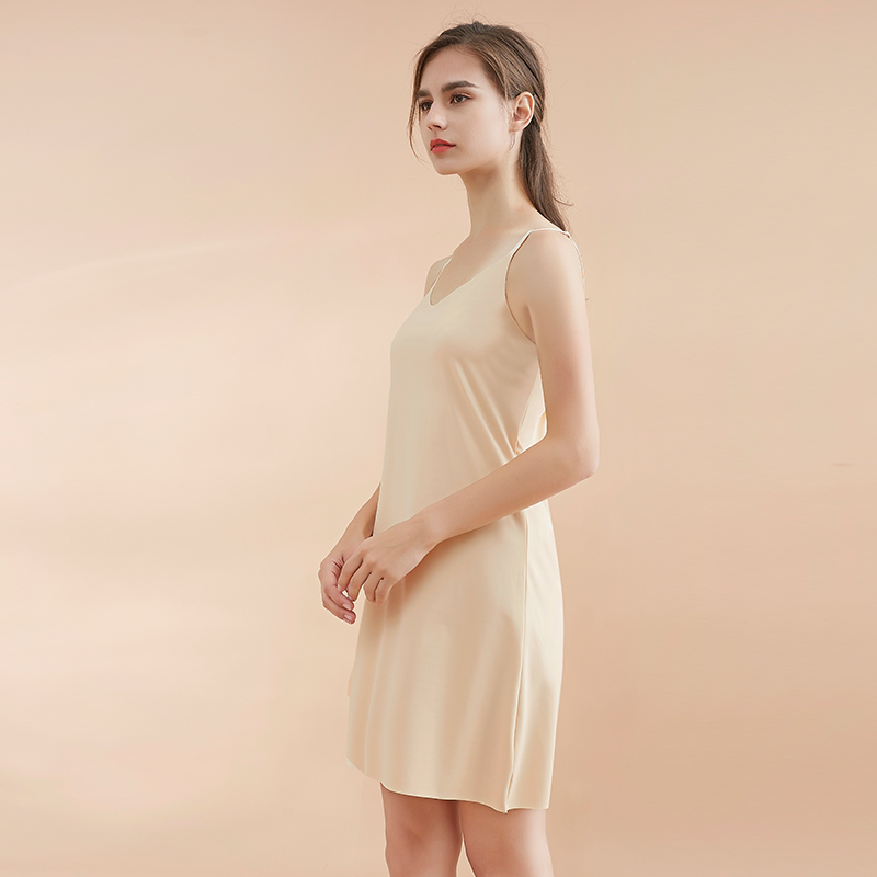 Women's sexy simple thin sleeveless pajamas Home clothes anti-light summer camisole medium and long version of the base beauty