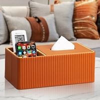 Длинные эрге-оранжевые вертикальные полосы