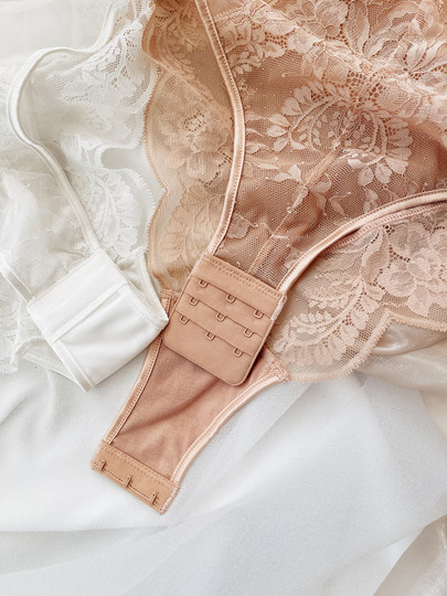 European and American Style Young Women's Lingerie, Push-Up Padded Bra, Sexy Lace Transparent Camisole Bodysuit, Hollow-Out Beautiful Back, Red