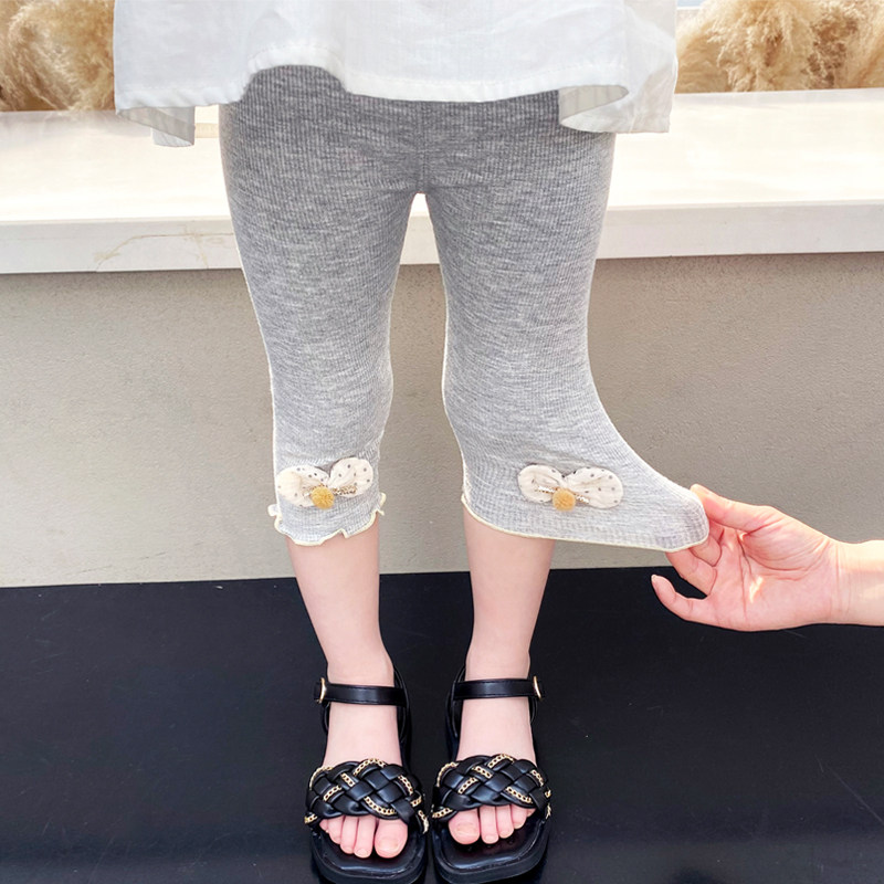 Girl's inside lap pants summer slim fit 2022 new foreign Piers children wearing pants Children baby outside wearing 100 lap seven pants
