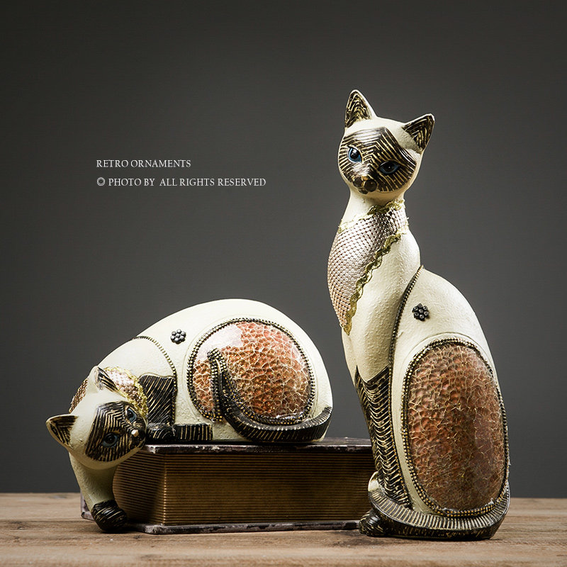 Nordic New Resin Cat Household Living Room TV Cabinet Retro Decoration Euro-style Wine Bookcase