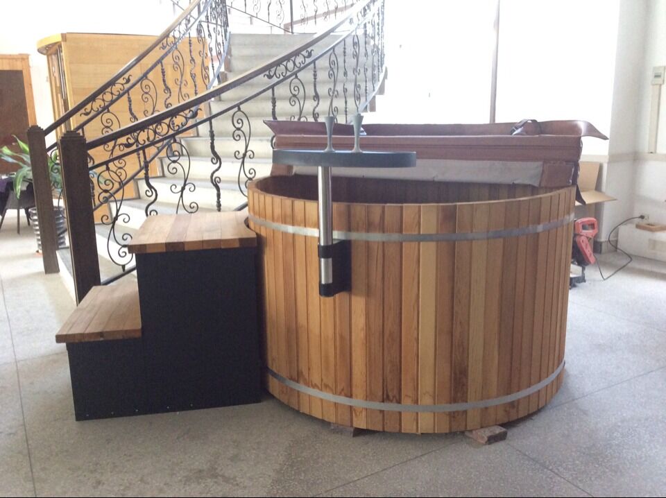 Manufacturer straight for Red Xuezon outdoor wood barrel bath with electric heating (thermostat) with circular filter system-Taobao
