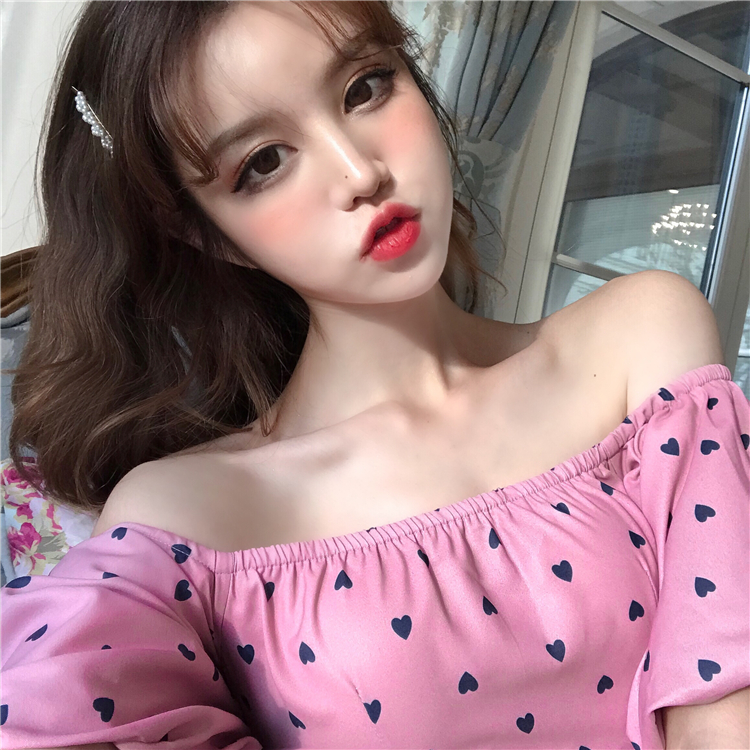 VK旗艦店 韓系一字領愛心飛飛袖修身包臀裙短袖洋裝