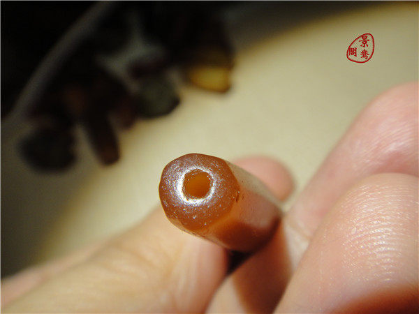 Сувенир 清代老缠丝八棱老玛瑙勒子管珠鼓腰多宝配珠佛珠手串配饰散珠028