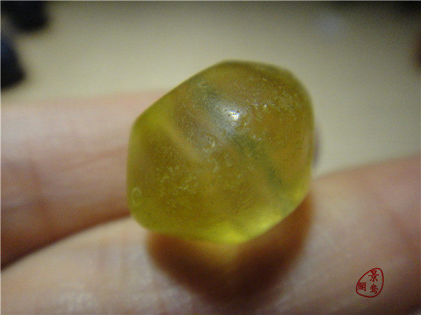 Сувенир 〓西亚八棱老琉璃珠子〓300年鹅黄色波西米亚凡士林大颗粒碟珠43