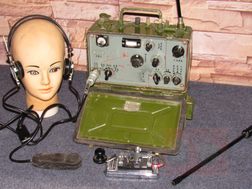 Film and television props Military scene scenery Transmitter Republic of China radio Spy war drama Radio Anti-Japanese drama TV