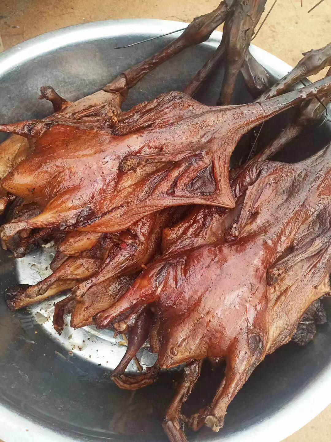 Hunan Special Production Perpetual State Terraboard Duck Whole Duck Selection Local Hemp Duck Vacuum Packing Whole 2 catties