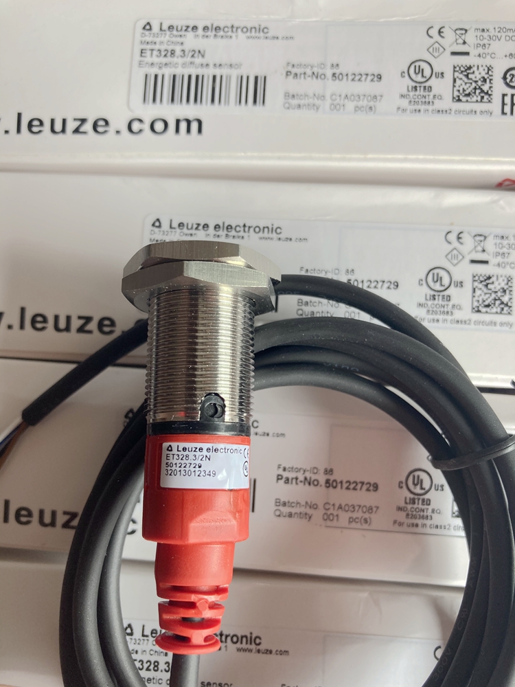 LEUZE photovoltaic sensor ET328 3 2N RT 318M N-400 ET328 3 4P