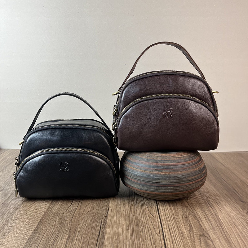 Hippie-Style First-Layer Cowhide Multi-Compartment Shoulder Bag, Genuine Leather Large-Capacity Casual Retro Crossbody Bag for Women