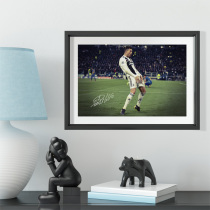 Juve Ronaldo celebrates solid wood decoration photo frame photo wall table hanging frame ornament bar painting Ronaldo