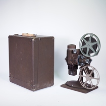 1940 antique movie projector Bell Filmo master 16mm 16mm film projector
