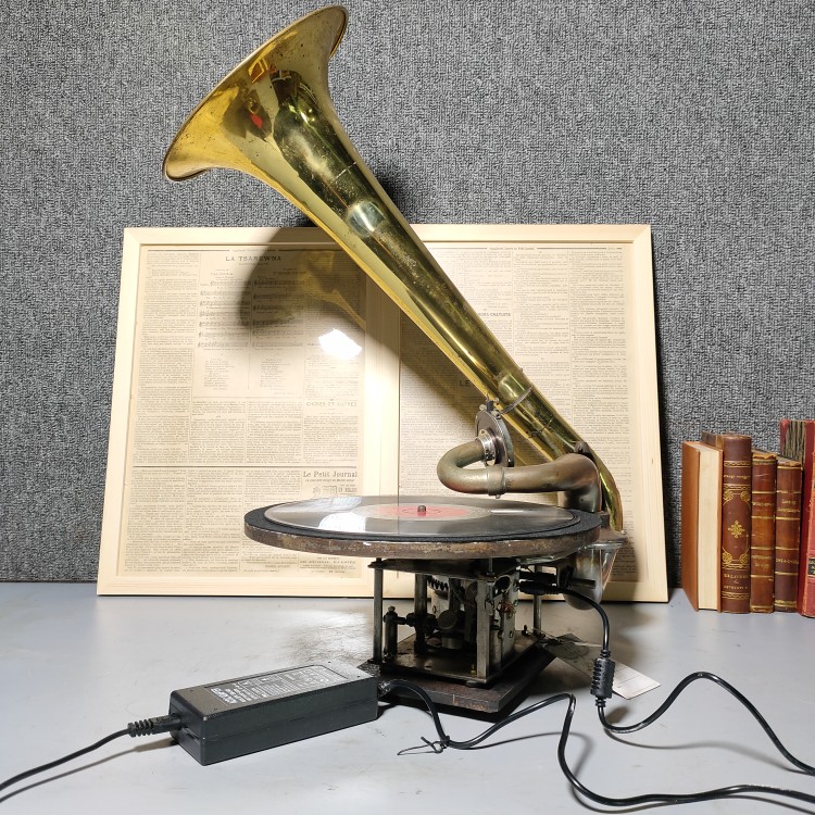 Antique antique DIY modified steampunk style exposed movement big speaker phonograph 78 rpm electric old record player