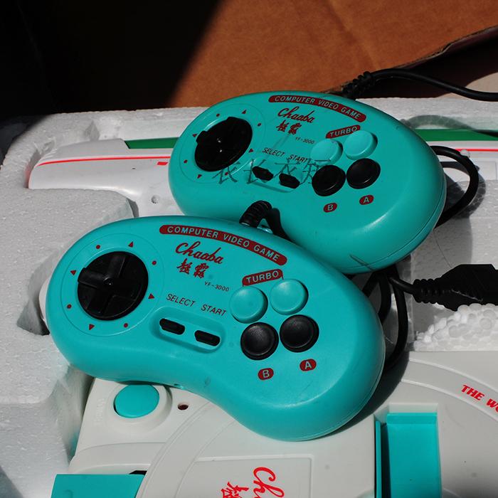 Máy chơi game retro fc bắt nạt thẻ game máy màu xanh tay cầm chơi game liên quân