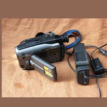 Sony ccd-trv51e digital tape camera 8 mm camera on camera