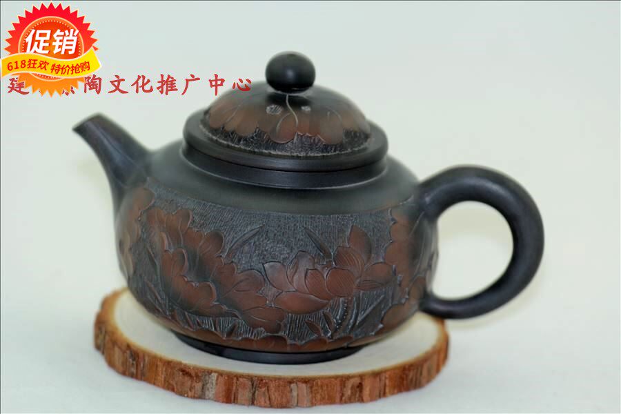 Chinese geographical indication original mine five-color soil 360 degree lotus relief face view Jianshui Purple pottery Ruyi pot