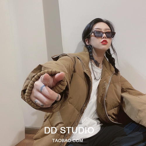 Кошачья каркаса Дженни Дженни Дженни Тот же стеклянные очки Маленькая красная книга персонализированная поляризованные солнцезащитные очки 1996 года