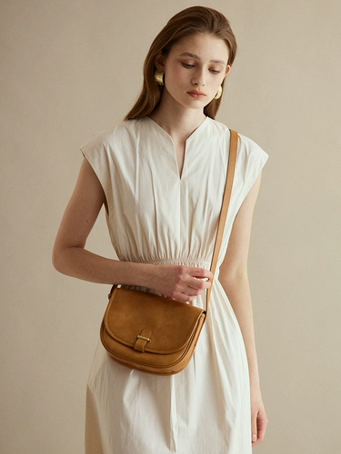 Голова Avalea слой Caviar Cowhide Saddle Bag Light Retro -Shoulder Messenger Design Полу месяцев женской сумки C319