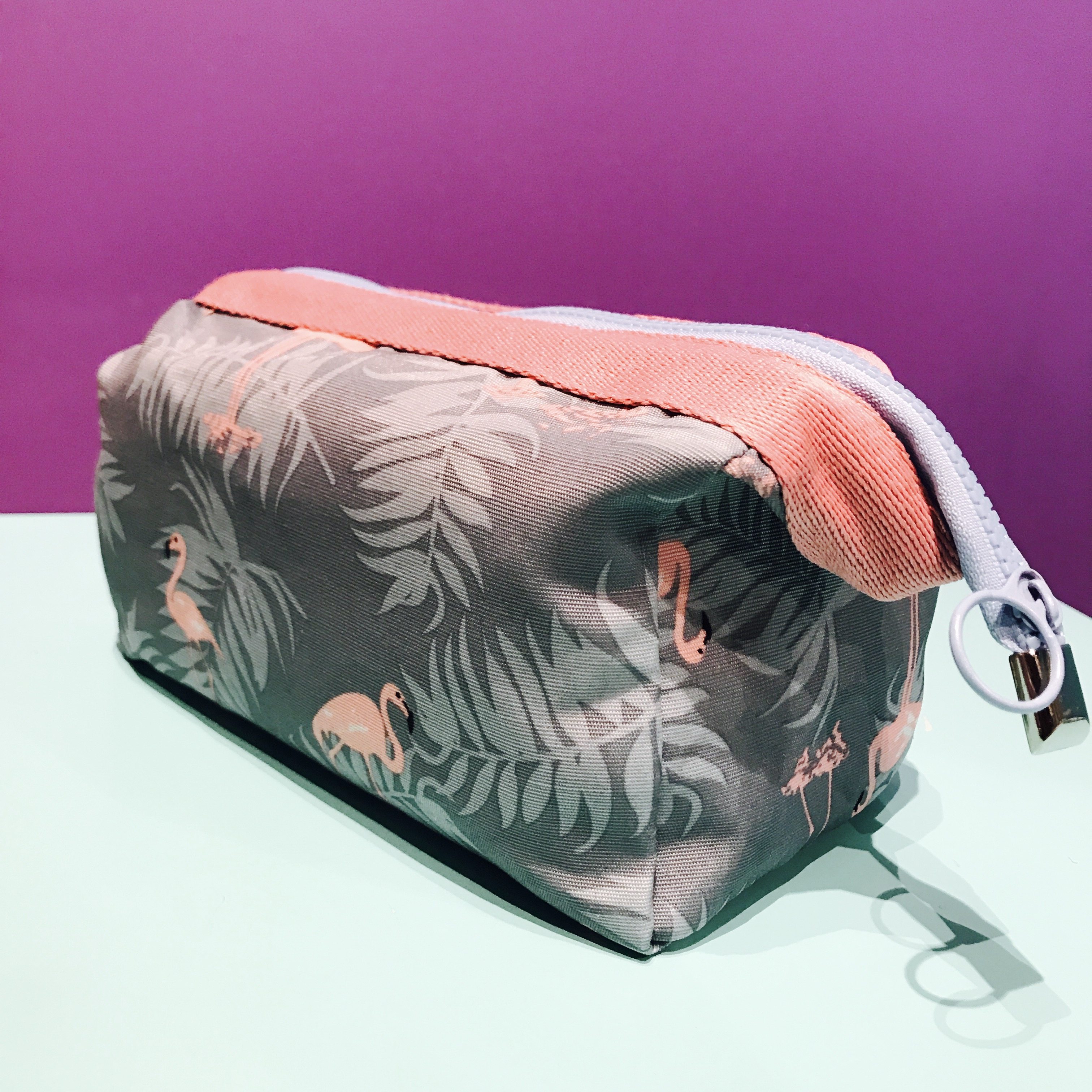 Sanzizi Korean pattern multi-functional three-dimensional large-capacity travel storage bag / women's wash cosmetic bag