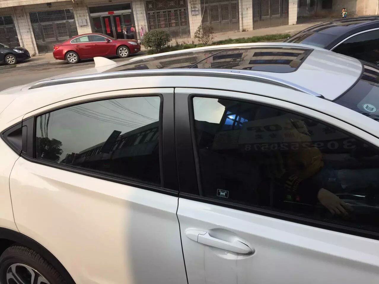 Honda Bingzhi original car luggage rack Banzhi aluminum alloy roof rack Honda XRV luggage rack original factory free of punching