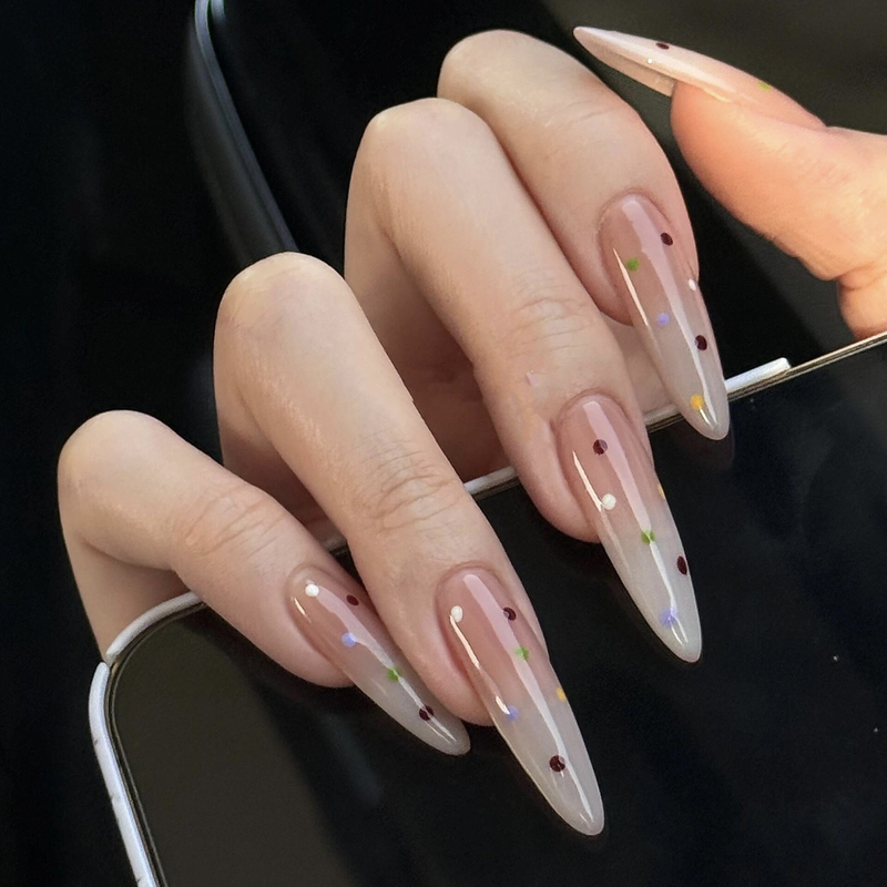 2026 New Spring Sweet Heart Rainbow Candy Style Gentle and High-End Polka Dot Gradient Brightening Nail Art Handmade Press-On Nails