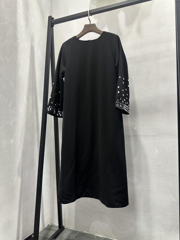 Spring and Autumn Black Sequin Sleeve Long Dress