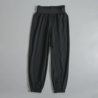 Черные штаны