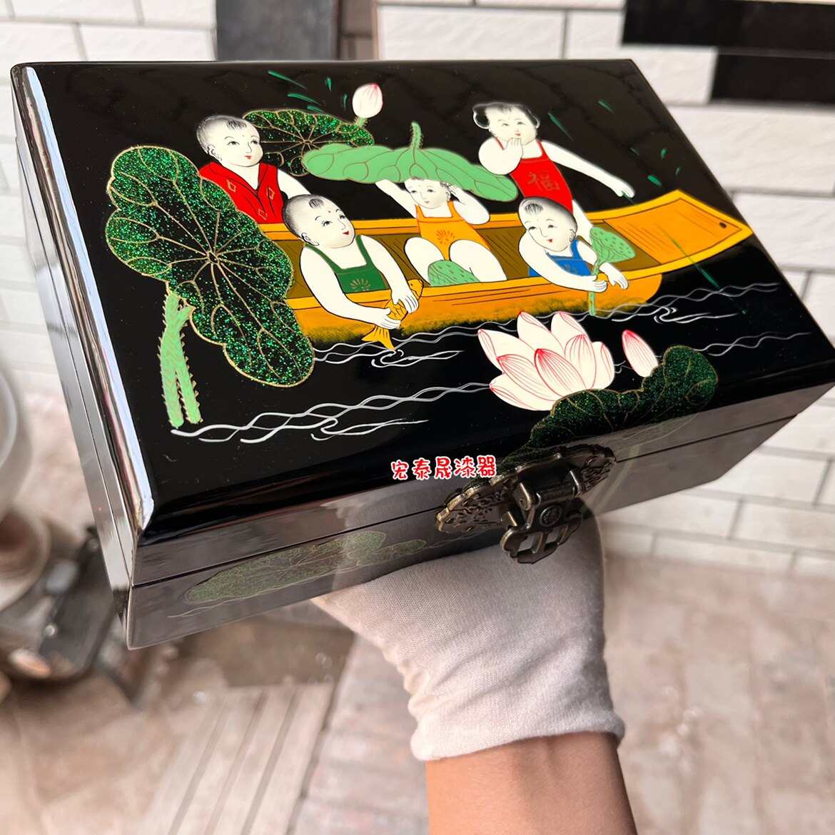 Painter jewelry box Jewelry collection box Handicrafts painted crafts decorations