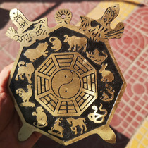 Antique bronze collection antique old brass twelve Zodiac Taiji gossip bronze mirror ornaments