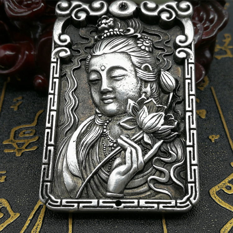 Ancient play of miscellaneous white bronze cashew card to make money into Bau Guanyin's foot silver white bronze waist card