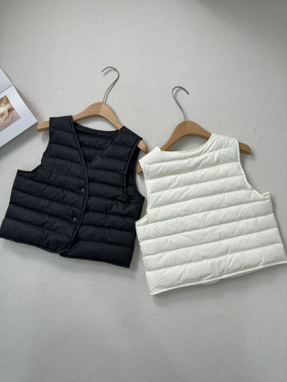 High-Quality 90% White Goose down Lightweight V-Neck down Vest for Women, New Autumn and Winter Style, Warm Vest for Layering under Coats