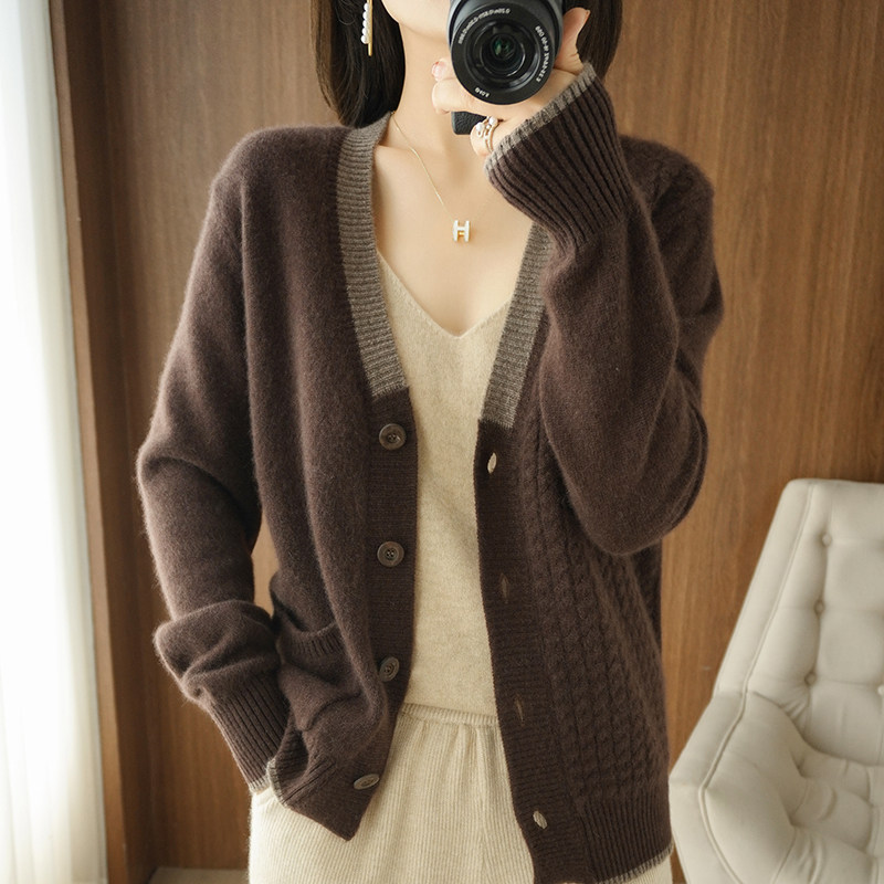 Retro collage wool knit cardiovert jacket woman 2022 Spring new V collar Lazy Loose Outside lap jacket