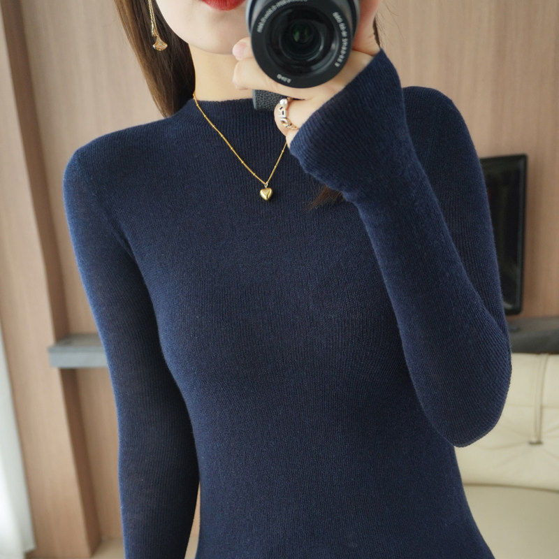 Ultra-thin micro-permeable worsted wool sweater women's 2022 early spring new semi-high collar slim short pullover knitted bottoming shirt