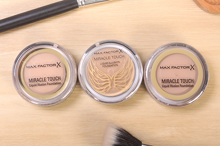 Mật ong Phật MaxFactor Chồn Ma Thuật Cảm Ứng Foundation Kem Kem Dưỡng Ẩm Kiểm Soát Dầu Kem Che Khuyết Điểm Truy Cập Chính Hãng