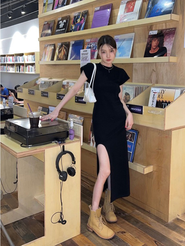 Retro-Style Round-Neck Short-Sleeve T-Shirt Dress for Women, Summer Mature Style, Sexy Waist-Cinching, Slit Over-The-Knee Long Dress