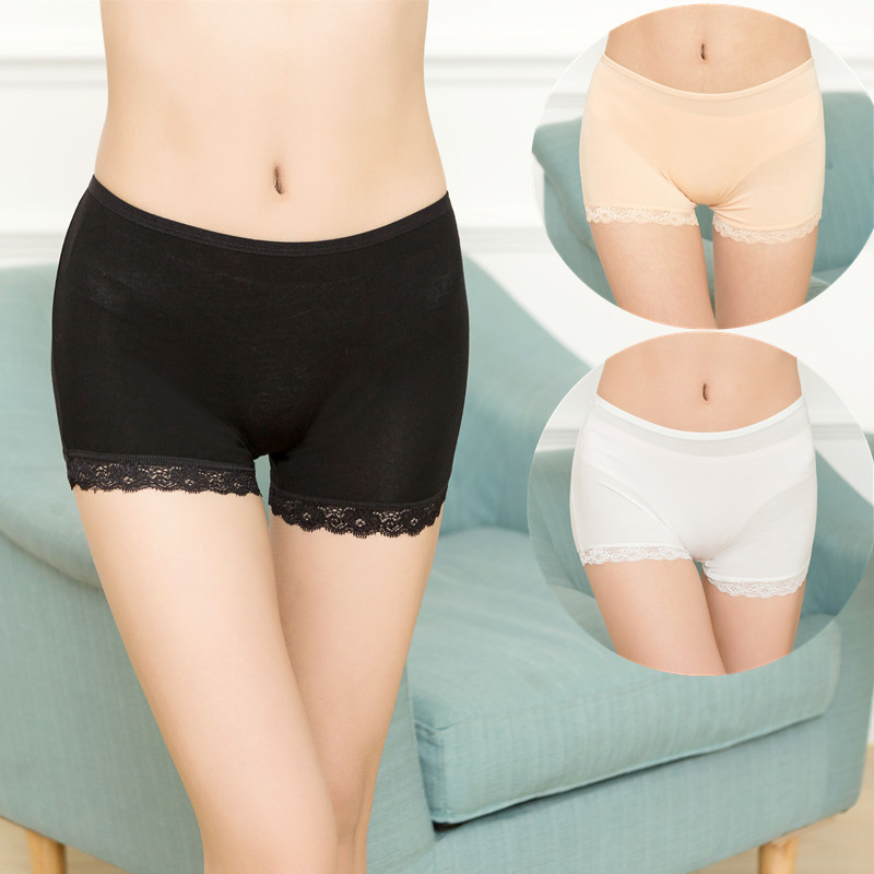 Plus-Size Velvet Lace Trim Ice Silk Three-Quarter Shorts Anti-Exposure Safety Shorts Full Lace Three-Quarter Shorts