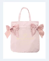 Светло-розовый