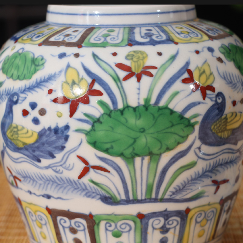 Jingdezhen imitation to color day word can of Jingdezhen lotus lotus yuanyang fights the color antique day word as cans