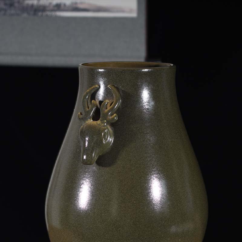 Jingdezhen tea at the end of the deer head display vase classical ancient ancient sweet patina mesa mesa vase