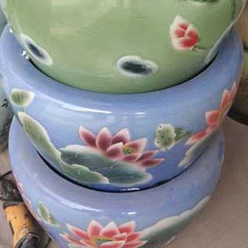 Jingdezhen porcelain ceramic painting and calligraphy art aquarium fish farming water lily cylinder cylinder cylinder art riches and honor peony