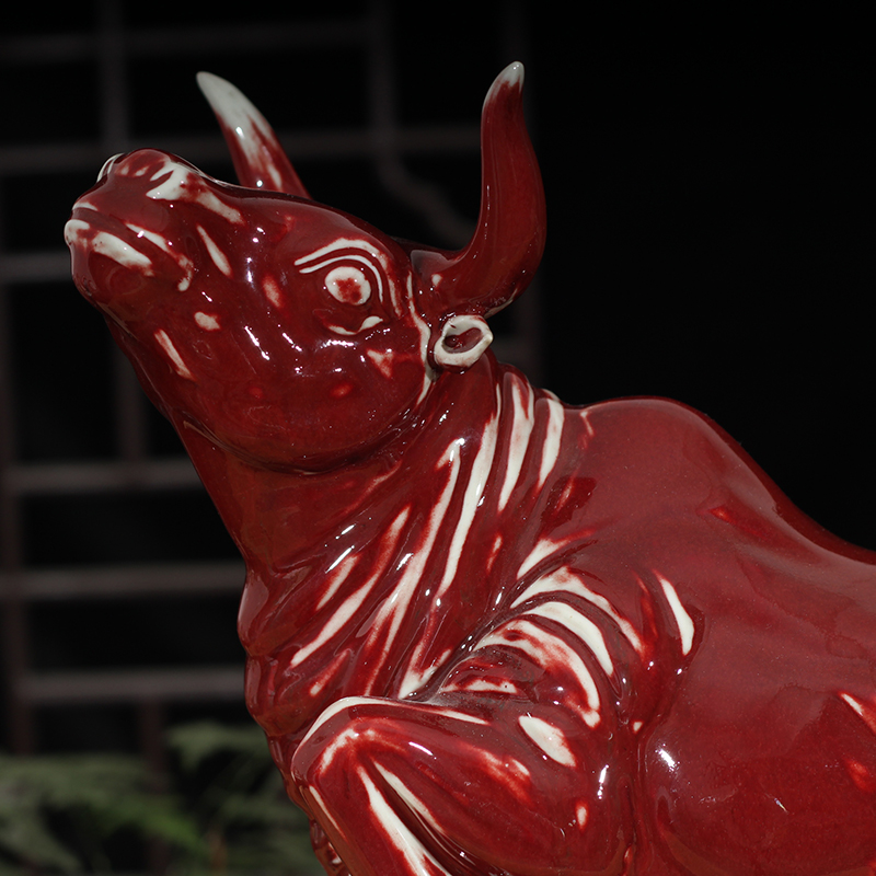 Jingdezhen up red porcelain ox endeavour China bull market red bull auspicious China raging bull