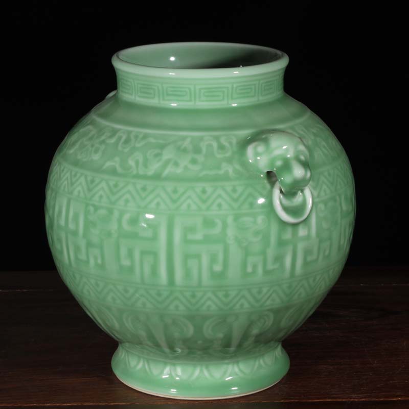 Jingdezhen high - grade celadon cover pot celadon steller vase pure color carving vase archaize ears cover tank