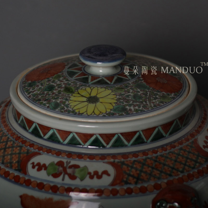 Jingdezhen cover pot Ming wanli Ming wanli characters colorful porcelain colorful tank cover pot hand - drawn characters