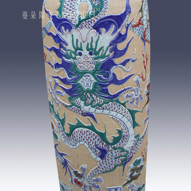 Jingdezhen concave and convex carving dragon vase of large enterprise company opening face culture gift