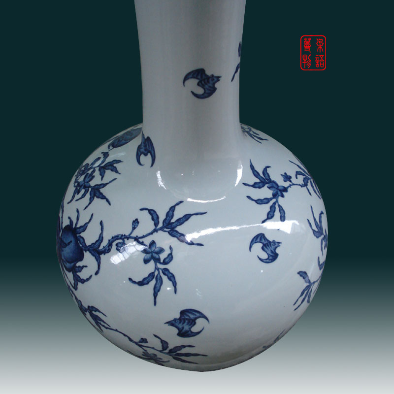 Jingdezhen fine high copy qianlong imperial style of high - grade bats celestial peach peach porcelain porcelain vase