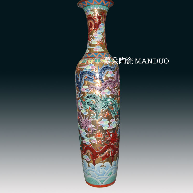 Jingdezhen is 2.2 meters high gold lumbricus grain big vase custom relief dragon air vase