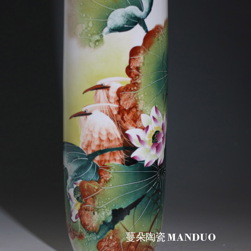 Jingdezhen hand - made decorative vase modern hand - made color lotus lotus art porcelain decorative vase vase